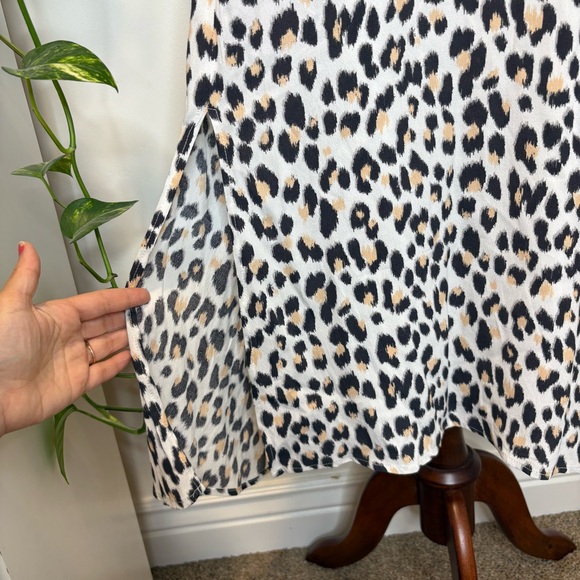 LOFT Leopard Print Flutter Sleeve Midi Dress - Picture 6 of 13